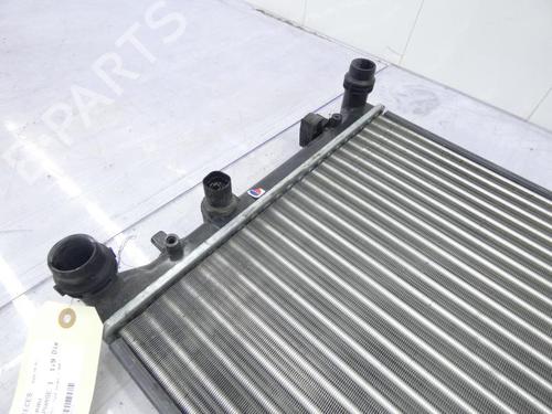 water-radiator-audi-a3-8l1-1996-1997-1998-1999-2000-2001-2002-2003-2004-2005-2006-23688336 main image