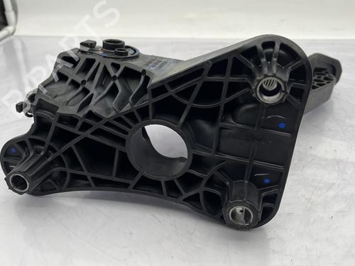 Clutch pedal DACIA SANDERO III 1.0 TCe 100 ECO-G | BP23761457I13