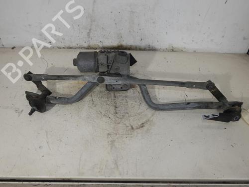 Used Front wiper motor RENAULT CLIO II (BB_, CB_) 1.4 16V (B/CB0P, BB13) (98 hp) 23693924