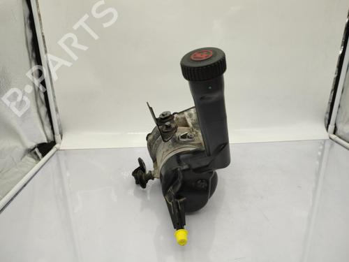 Used Steering pump PEUGEOT 308 I (4A_, 4C_) 1.6 HDi (90 hp) 23708553