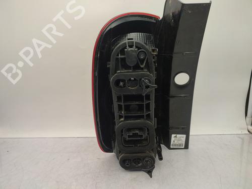Used Right taillight Right taillight DACIA DUSTER (HS_) 1.5 dCi 4x4 (HSMC, HSMD) (110 hp) 26962132 26962132