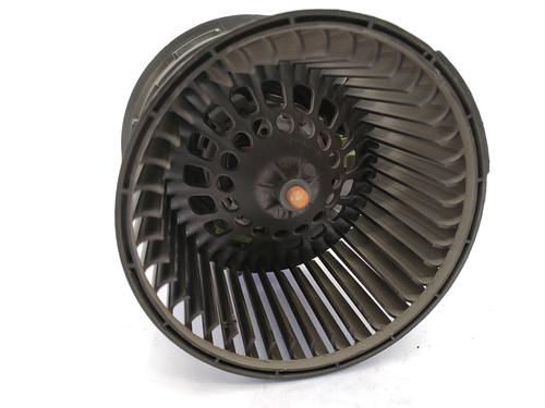 Heater blower motor RENAULT CLIO IV (BH_) 1.5 dCi 75 | BP23678717M62 
