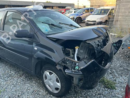 Brugte RENAULT TWINGO II (CN0_) 1.2 16V (CN04, CN0B) (75 hp) 4298653