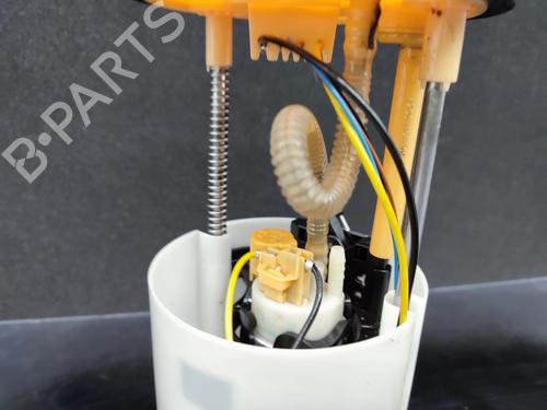 Fuel pump VW GOLF VI (5K1) 1.6 TDI | BP23718657M76 