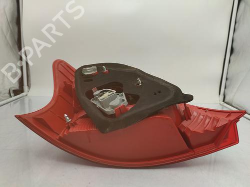 Høyre baklys Høyre baklys TOYOTA YARIS (_P9_) 1.0 VVT-i (KSP90_, KSP90R) (69 hp) 23683678 23683678