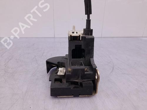 Cerradura puerta delantera derecha RENAULT CLIO II (BB_, CB_) 1.2 (BB0A, BB0F, BB10, BB1K, BB28, BB2D, BB2H, CB0A,... (58 hp) 23675903