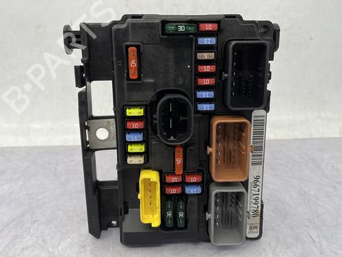 Fuse box CITROËN C3 II (SC_) 1.4 HDi 70 (SC8HZC, SC8HR0, SC8HP4) | BP33011829E1 - Image 6