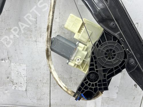 Used Front left window mechanism Front left window mechanism PEUGEOT 308 SW II (LC_, LJ_, LR_, LX_, L4_) 2.0 BlueHDi 150 (150 hp) 32358420 32358420