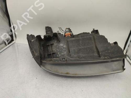 Used Left headlight Left headlight RENAULT SCÉNIC I MPV (JA0/1_, FA0_) 1.6 (JA00, JA16, JA15, JA19, JA1V, JA2B, JA2C, JA0B,... (107 hp) 25221375 25221375