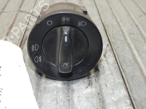 Used Headlight switch SKODA OCTAVIA I (1U2) 1.9 TDI (110 hp) 23697352