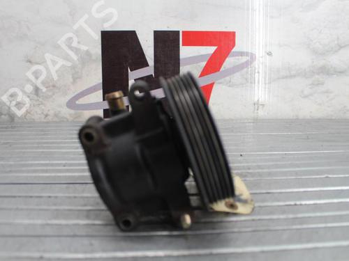 Styring servopumpe FORD FIESTA IV (JA_, JB_) 1.25 i 16V (75 hp) 23668658