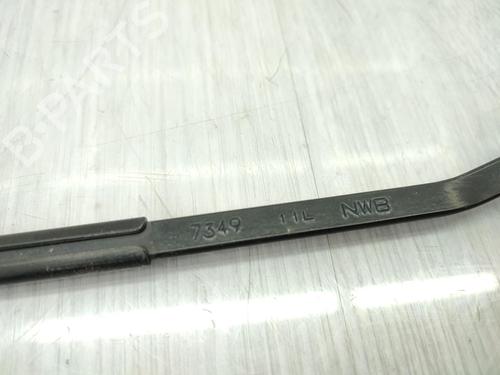 Used Front windshield wiper arm CITROËN C-CROSSER (VU_, VV_) 2.2 HDi (156 hp) 23709439