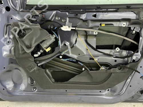 right-front-door-bmw-3-touring-e46-1999-2000-2001-2002-2003-2004-2005-23762121 main image