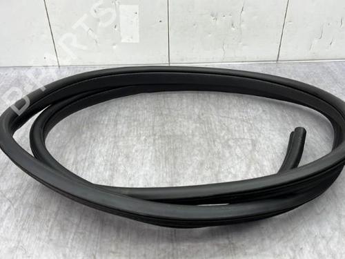 Used Rubber door seal NISSAN MICRA V (K14) 0.9 IG-T (90 hp) 23753190