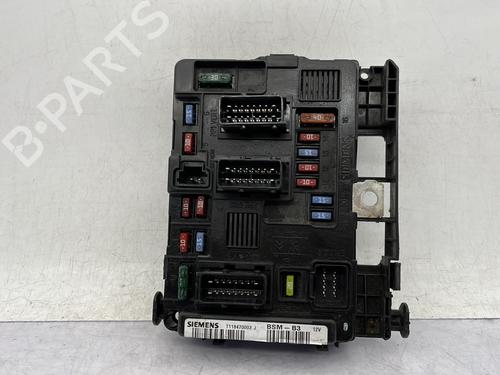 Used Fuse box PEUGEOT 206 Hatchback (2A/C) 1.4 HDi eco 70 (68 hp) 27678637