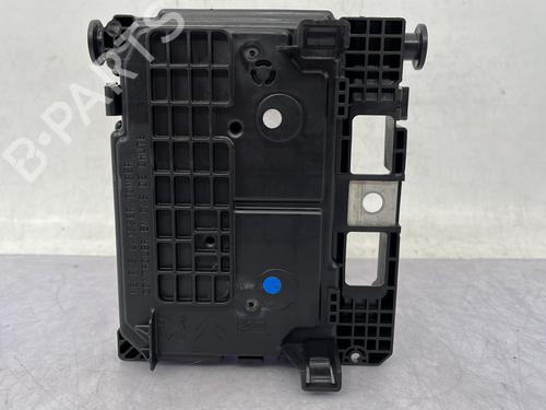 Used Fuse box Fuse box CITROËN C3 Picasso (SH_) 1.6 HDi (90 hp) 33118208 33118208