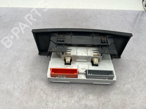 display-monitor-renault-trafic-ii-van-fl-2001-40495392 main image