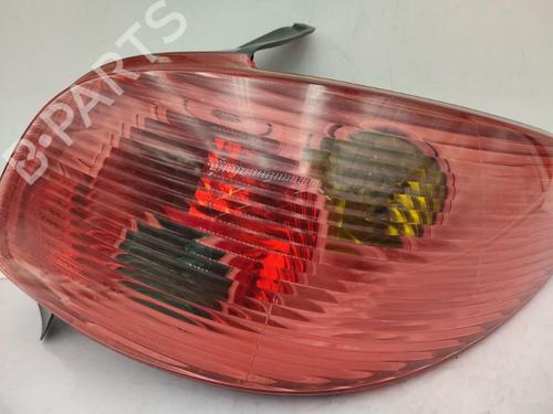 Right taillight PEUGEOT 206 Hatchback (2A/C) 1.4 HDi eco 70 | BP23749456C35 