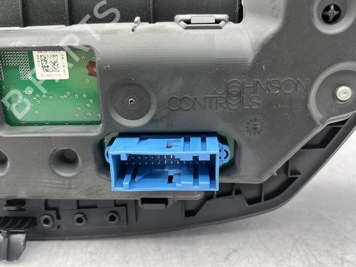 Instrument cluster CITROËN C4 I (LC_) 1.6 HDi | BP30676836C47 