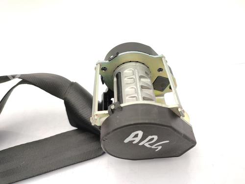 rear-left-seatbelt-peugeot-1007-km_-2005-23705345 main image