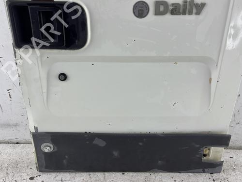 Høyre lasterom dør IVECO DAILY III Van 35 S 11 V,35 C 11 V | BP30870342C77