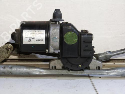 Front wiper motor FIAT 500 (312_) 1.2 (312AXA1A) | BP23698236M29 