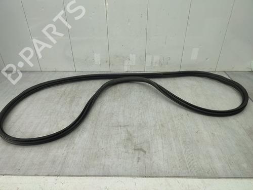 Used Rubber door seal CITROËN C5 AIRCROSS (A_) 1.2 PureTech 130 (ARHNSJ) (131 hp) 25977882