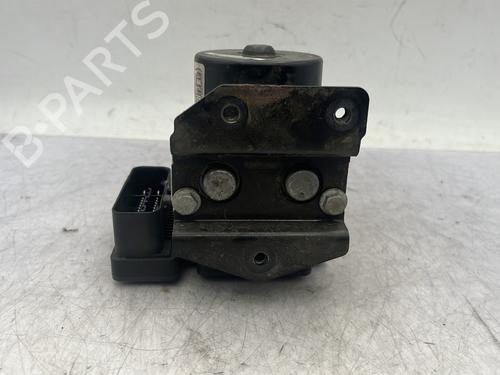 Used ABS pump ABS pump RENAULT TWINGO II (CN0_) 1.5 dCi (CN0E) (64 hp) 30847017 30847017