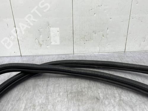 Rubber door seal PEUGEOT 308 SW II (LC_, LJ_, LR_, LX_, L4_) 1.5 BlueHDi 130 | BP23754713C142