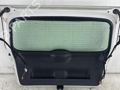 tailgate-audi-a3-sportback-8pa-2004-2005-2006-2007-2008-2009-2010-2011-2012-2013-2014-2015-26968752 main image