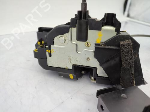 Used Front right lock NISSAN JUKE (F15) 1.5 dCi (110 hp) 23718584