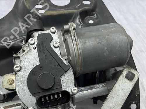Used Front wiper motor FORD FIESTA V (JH_, JD_) 1.3 (69 hp) 23674686