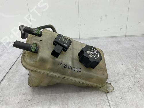 expansion-tank-citroen-c5-i-dc_-2001-2002-2003-2004-2005-23671888 main image