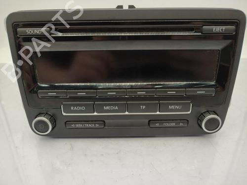 Used Radio VW POLO V (6R1, 6C1) 1.6 TDI (90 hp) 23722147