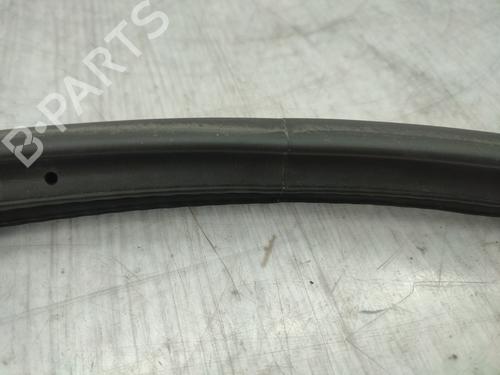 Rubber door seal CITROËN C5 AIRCROSS (A_) 1.2 PureTech 130 (ARHNSJ) | BP25977875C142