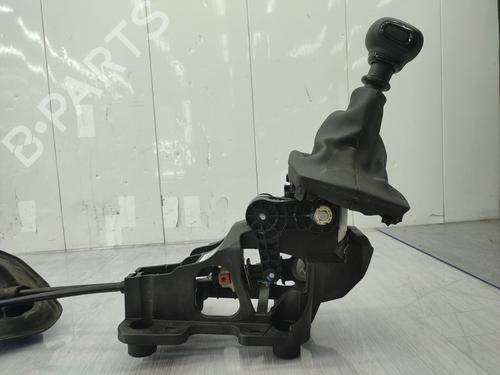 Gear lever PEUGEOT 208 II (UB_, UP_, UW_, UJ_) 1.2 PureTech 100 | BP28597874M90 