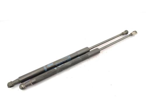 Tailgate lift support TOYOTA YARIS (_P13_) 1.4 D (NLP130_, NLP130) | BP23678275C138 
