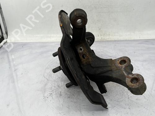 Right front steering knuckle TOYOTA YARIS (_P13_) 1.0 (KSP130_, KSP130) | BP32317069M26 