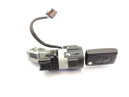 Used Electronic module Electronic module PEUGEOT 5008 (0U_, 0E_) 1.6 HDi (110 hp) 23758534 23758534