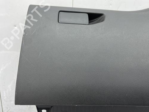 Glove box PEUGEOT 308 II (LB_, LP_, LW_, LH_, L3_) 1.5 BlueHDi 130 | BP29919836C95