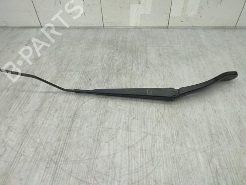 Used Front windshield wiper arm RENAULT MEGANE IV Hatchback (B9A/M/N_) 1.2 TCe 130 (B9MR) (130 hp) 23933674