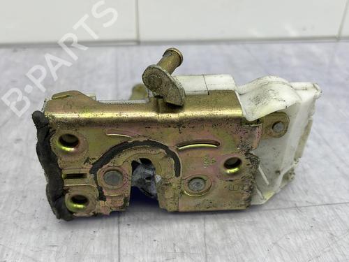Used Rear right lock TOYOTA AVENSIS (_T22_) 1.8 i (AT221_, AT221R) (110 hp) 23675070