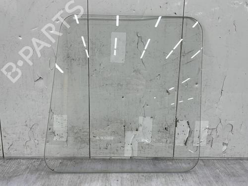 Vidro porta trás direita RENAULT RAPID Box Body/MPV (F40_, G40_) 1.1 (48 hp) 31307850