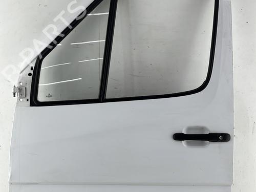 Used Left front door Left front door 32980598 32980598