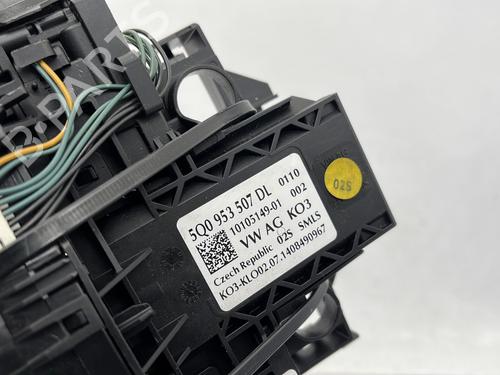 Steering column stalk SEAT LEON (5F1) 2.0 TDI | BP30777692I23