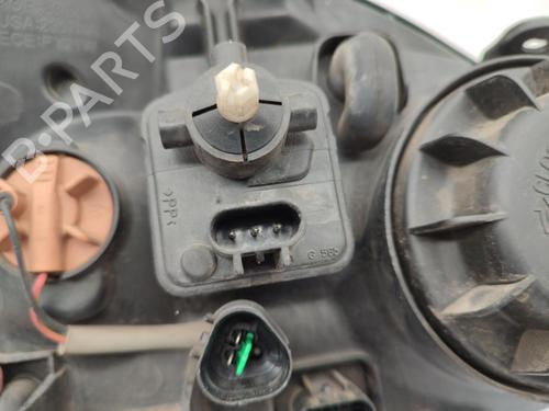 Left headlight HYUNDAI SANTA FÉ I (SM) 2.0 CRDi 4x4 | BP23730318C28 