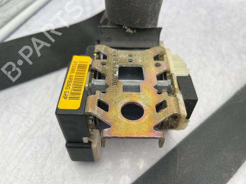 front-right-seatbelt-renault-kangoo-kc01_-1997-34107608 main image