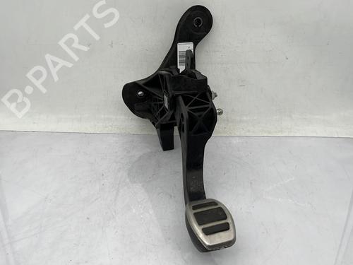 Used Clutch pedal OPEL CORSA F (P2JO) 1.5 (68) (102 hp) 29839253