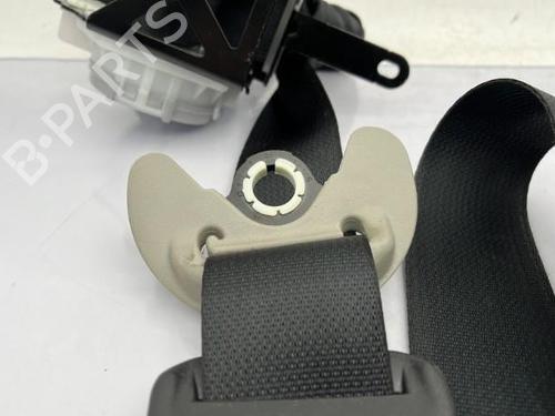 front-right-seatbelt-toyota-auris-_e15_-2006-2007-2008-2009-2010-2011-2012-2013-23750351 main image