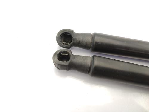 tailgate-lift-support-bmw-1-f21-2011-2012-2013-2014-2015-2016-2017-2018-2019-23750923 main image